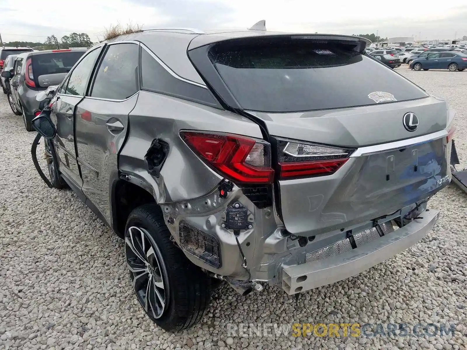 3 Фотография поврежденного автомобиля 2T2HZMAAXLC159735 LEXUS RX350 2020