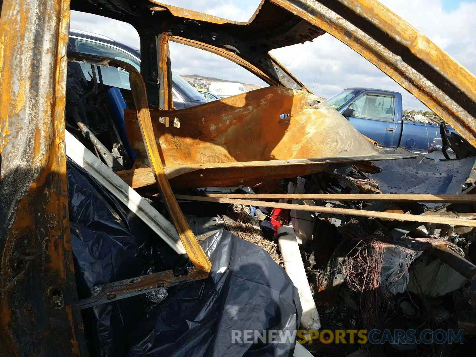 5 Photograph of a damaged car 2T2HZMDA1LC242286 LEXUS RX350 2020