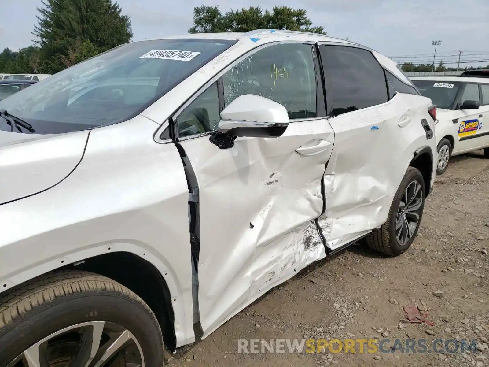 9 Photograph of a damaged car 2T2HZMDA6LC220073 LEXUS RX350 2020