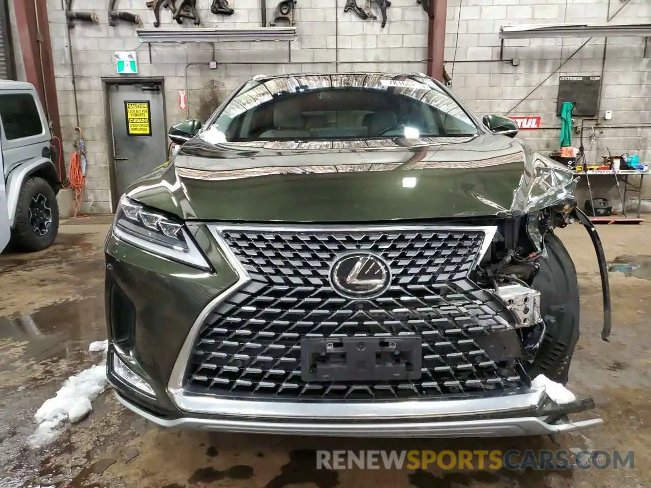 5 Фотография поврежденного автомобиля 2T2JZMDA1LC243956 LEXUS RX350 2020