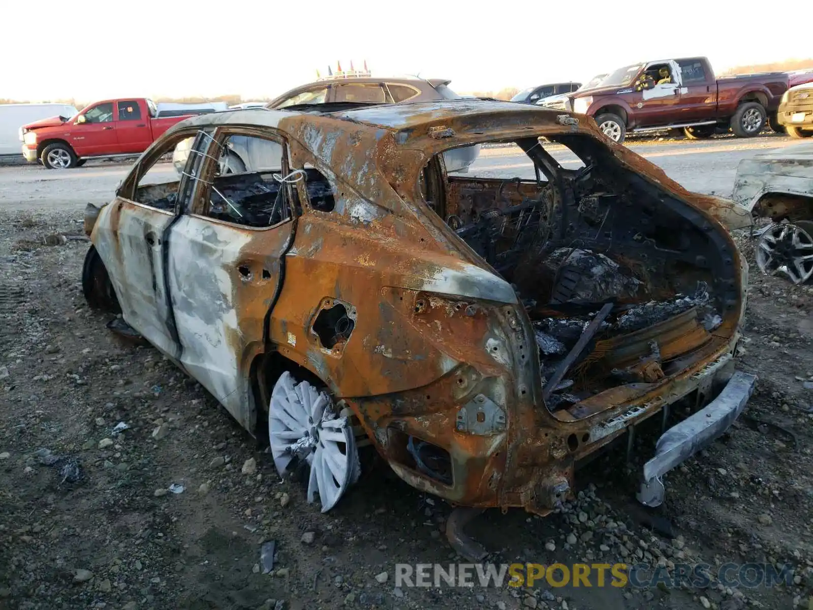 3 Фотография поврежденного автомобиля 2T2JZMDA4LC228156 LEXUS RX350 2020