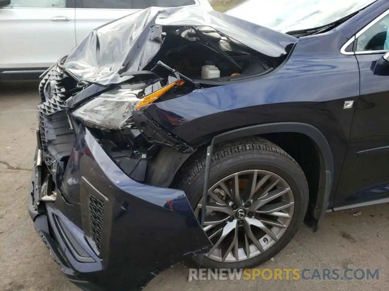 9 Photograph of a damaged car 2T2SZMDA6LC215946 LEXUS RX350 2020