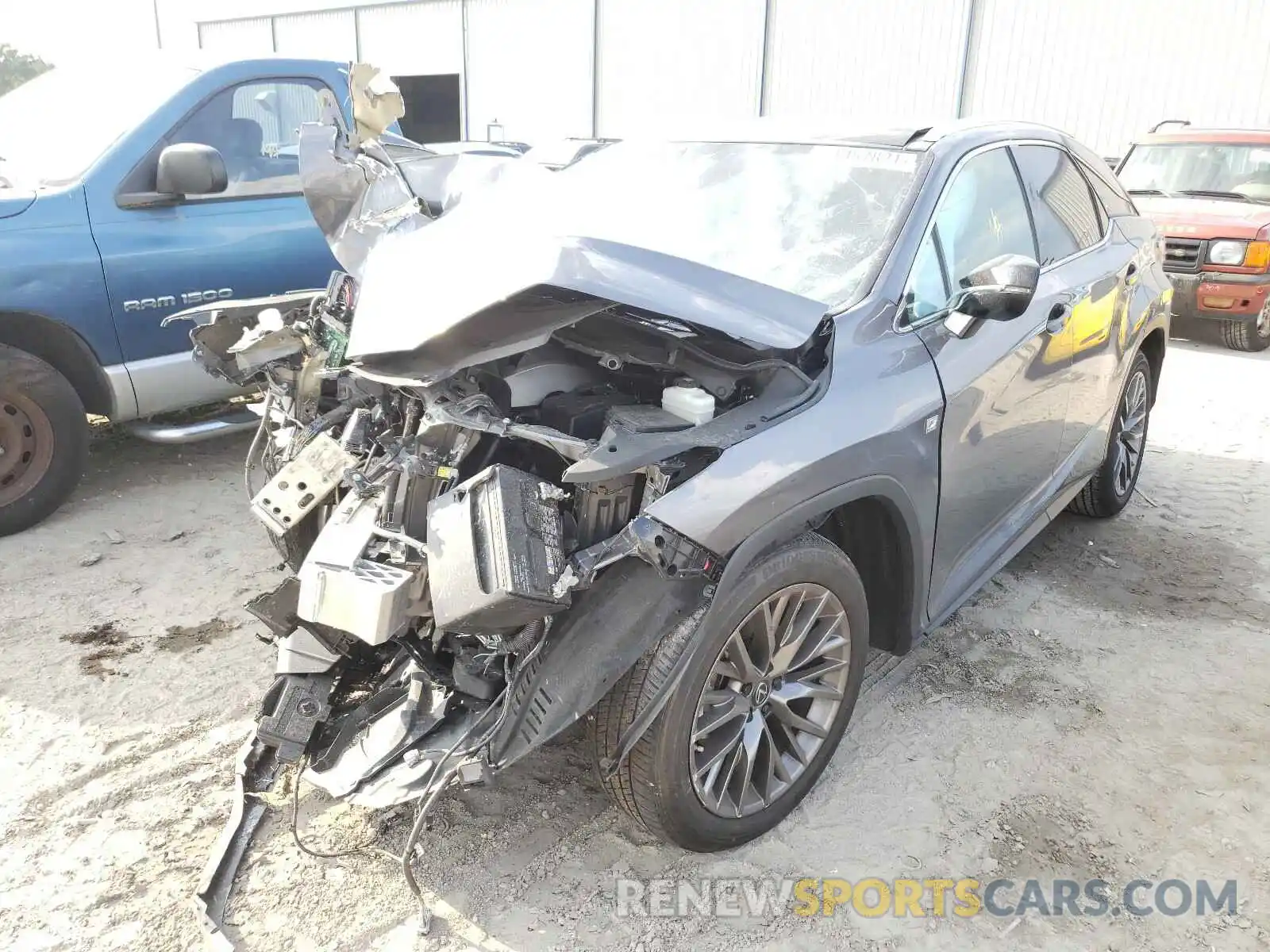 2 Фотография поврежденного автомобиля 2T2YZMDAXLC235384 LEXUS RX350 2020