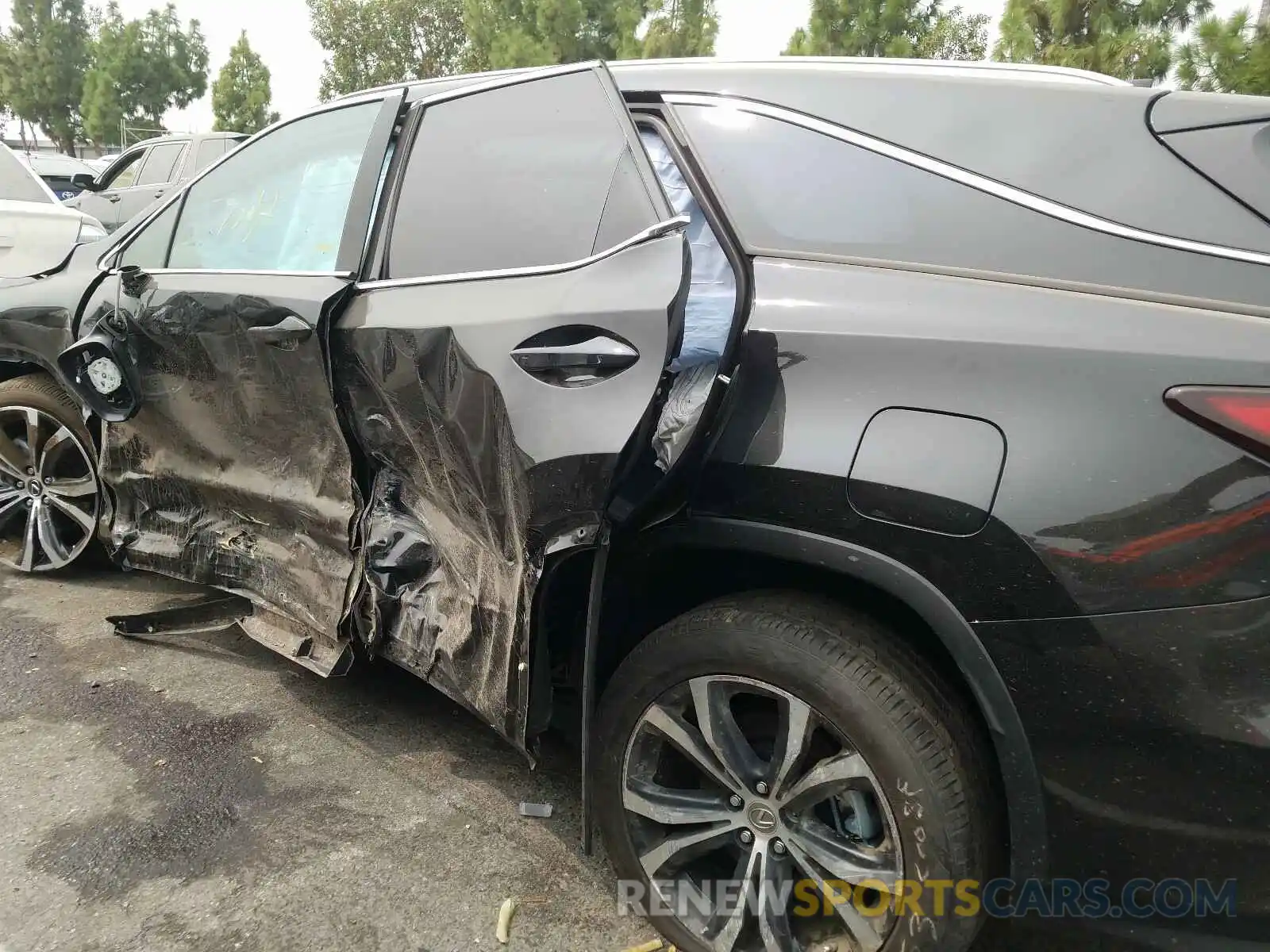 10 Photograph of a damaged car JTJHZKEA2L2014350 LEXUS RX350 2020