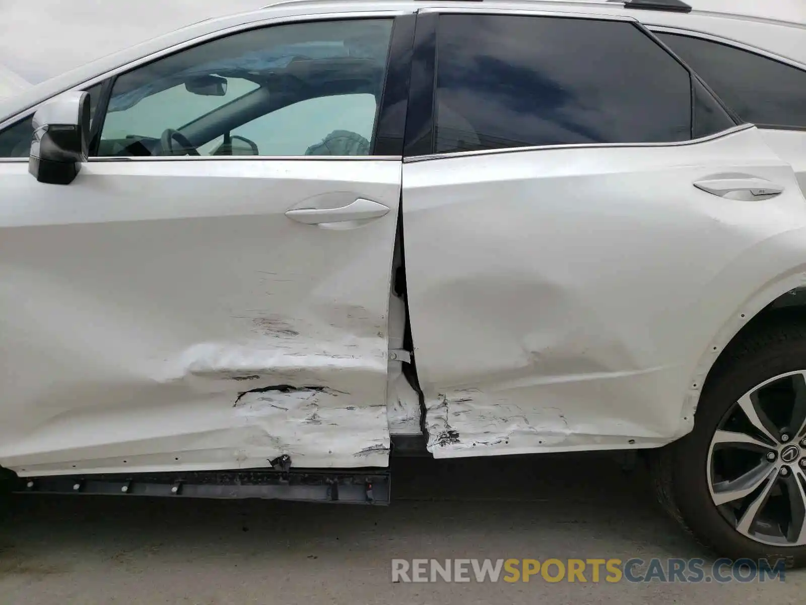 9 Photograph of a damaged car JTJHZKEA4L2014348 LEXUS RX350 2020