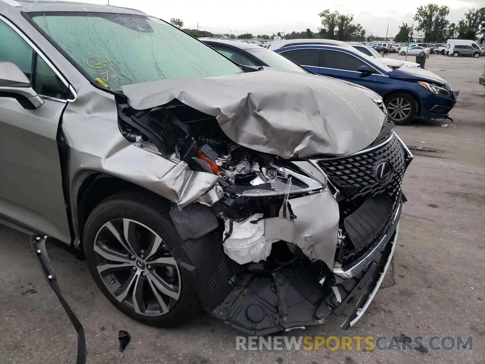 9 Photograph of a damaged car JTJHZKEA6L2017929 LEXUS RX350 2020