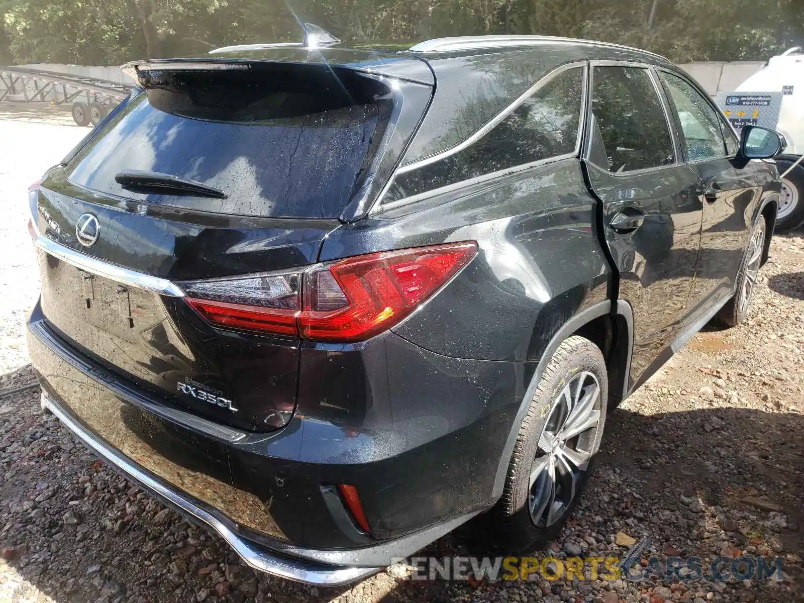 4 Photograph of a damaged car JTJHZKFA2L2024441 LEXUS RX350 2020