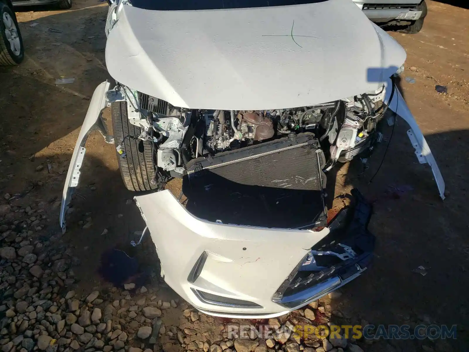 9 Photograph of a damaged car JTJHZKFA8L2022192 LEXUS RX350 2020