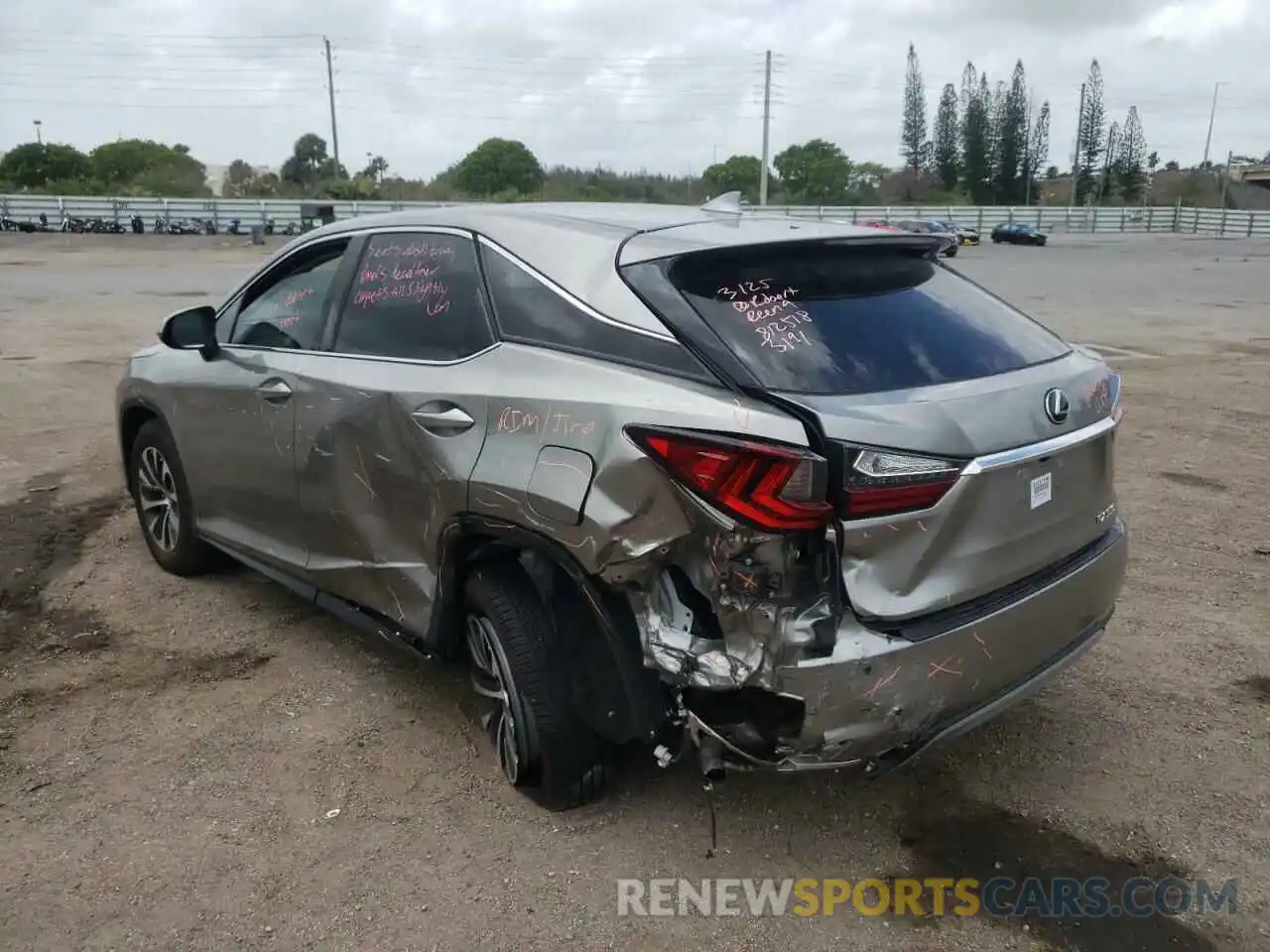 3 Photograph of a damaged car 2T2AZMAA8MC195507 LEXUS RX350 2021