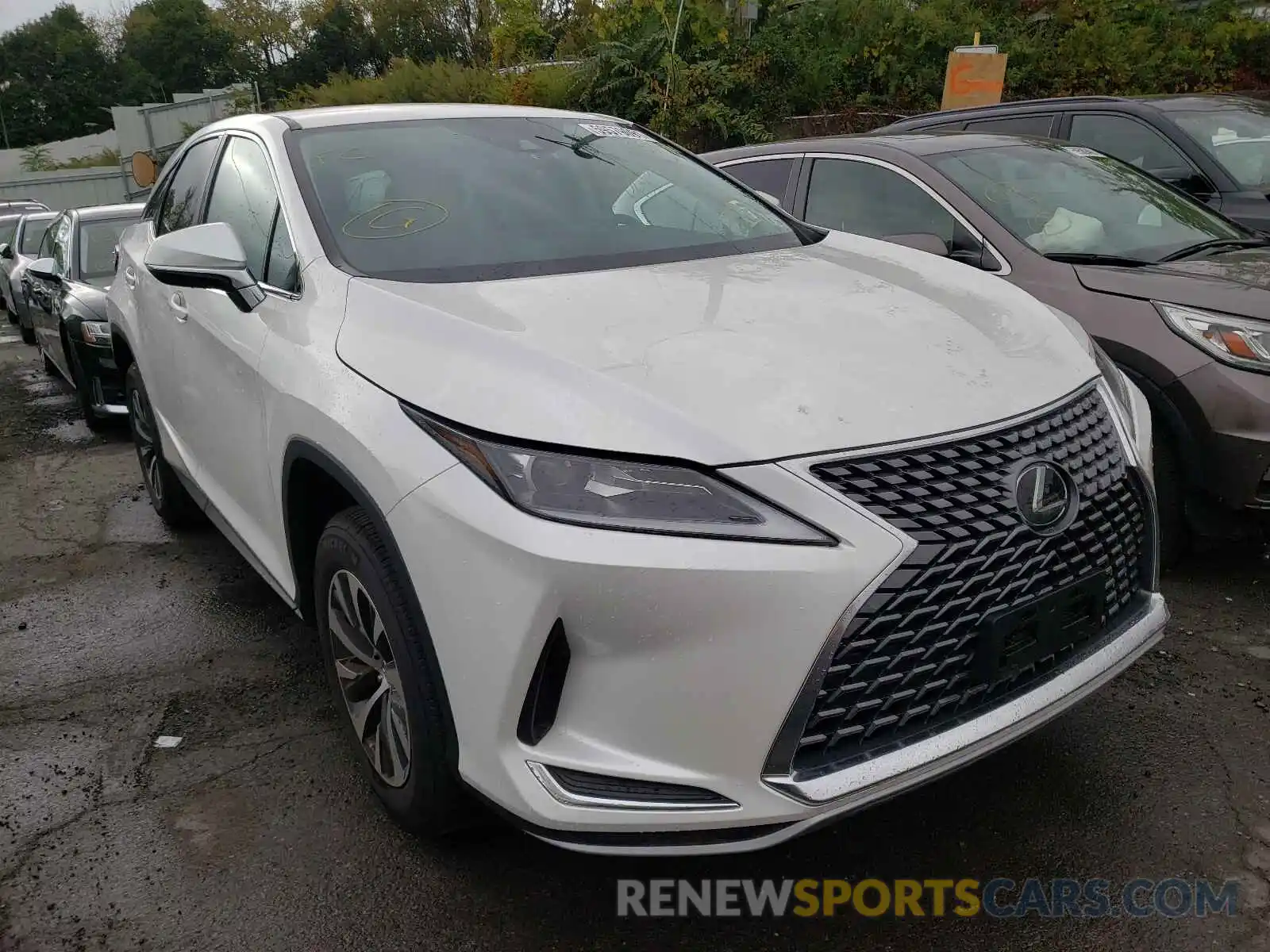 1 Photograph of a damaged car 2T2AZMDA3MC291122 LEXUS RX350 2021