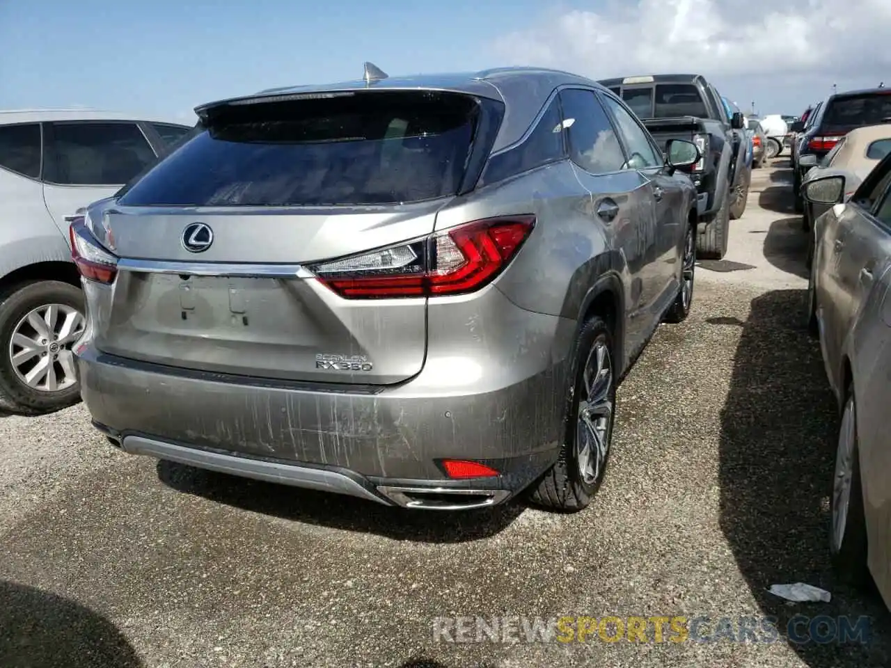 4 Photograph of a damaged car 2T2HZMAA4MC182512 LEXUS RX350 2021