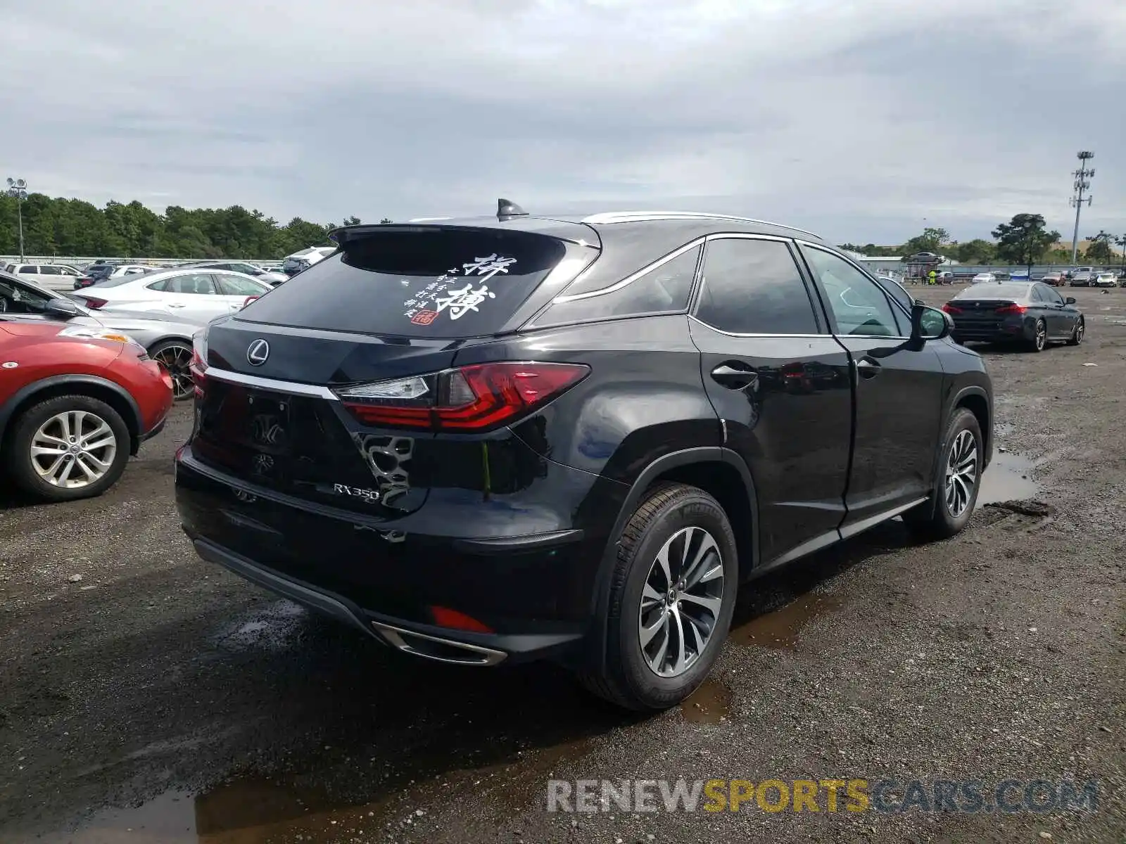 4 Photograph of a damaged car 2T2HZMDA3MC286565 LEXUS RX350 2021