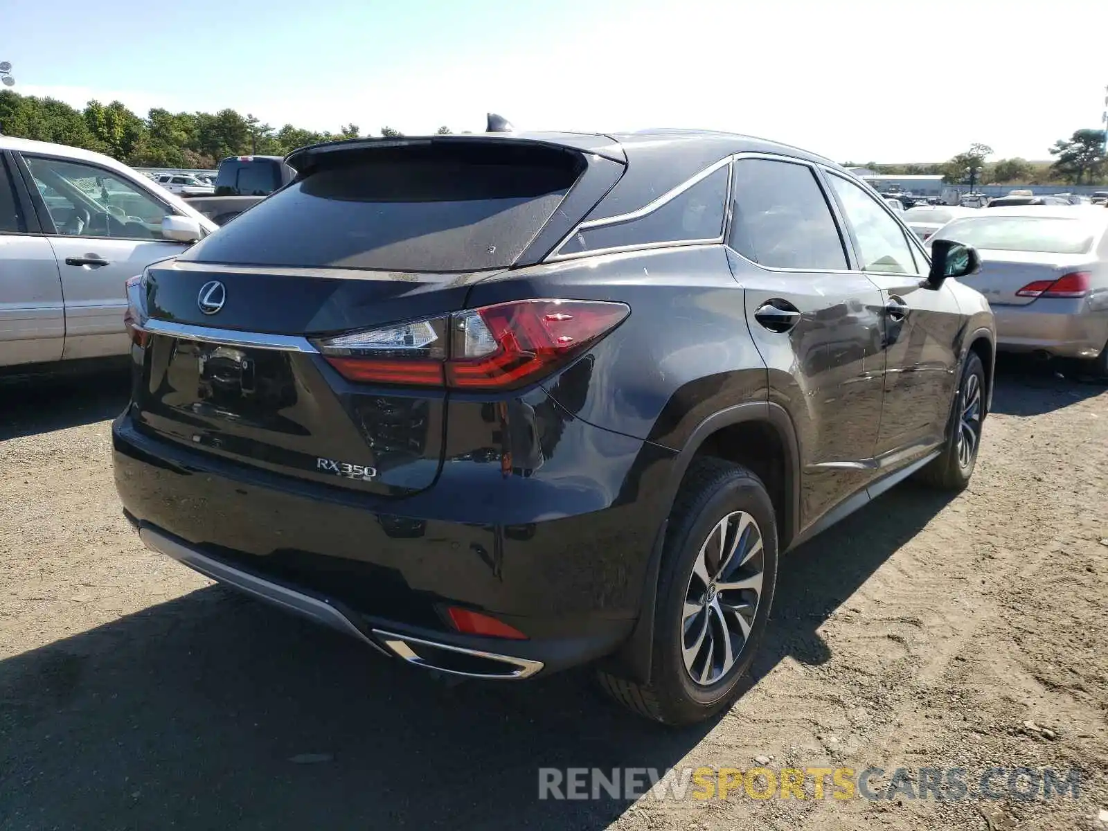 4 Photograph of a damaged car 2T2HZMDA3MC301291 LEXUS RX350 2021