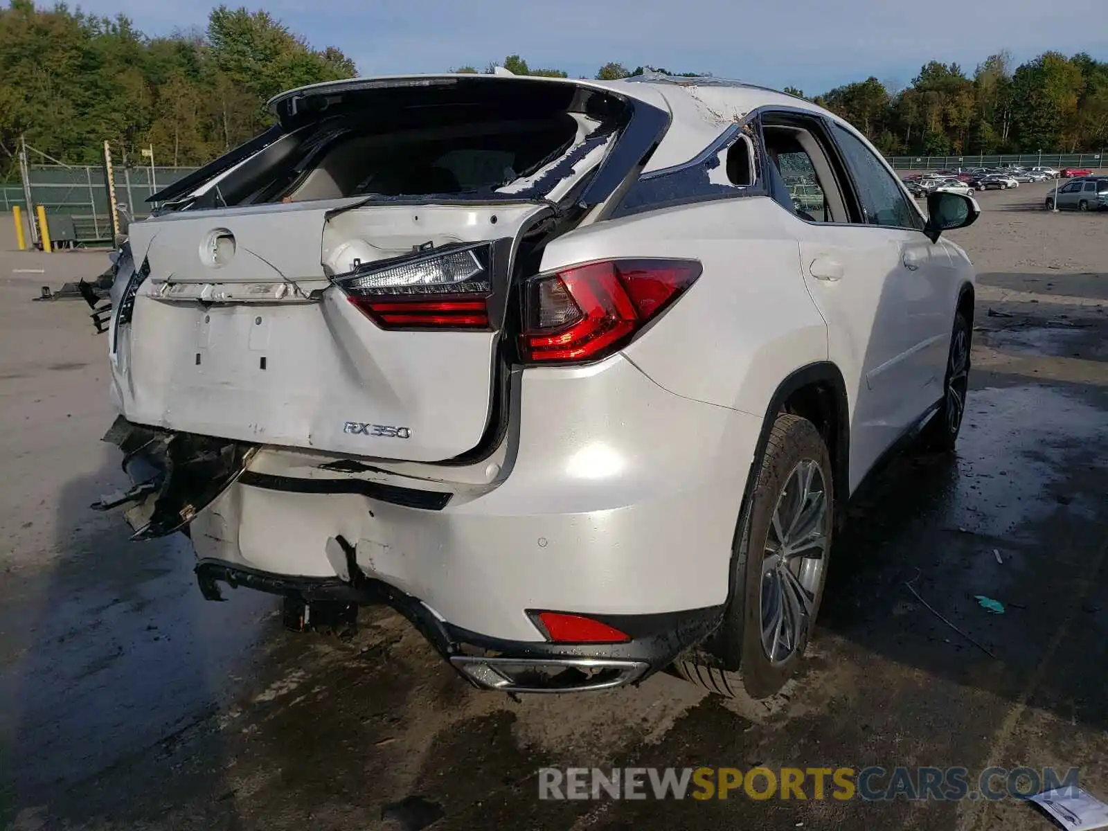 4 Photograph of a damaged car 2T2HZMDA7MC291591 LEXUS RX350 2021