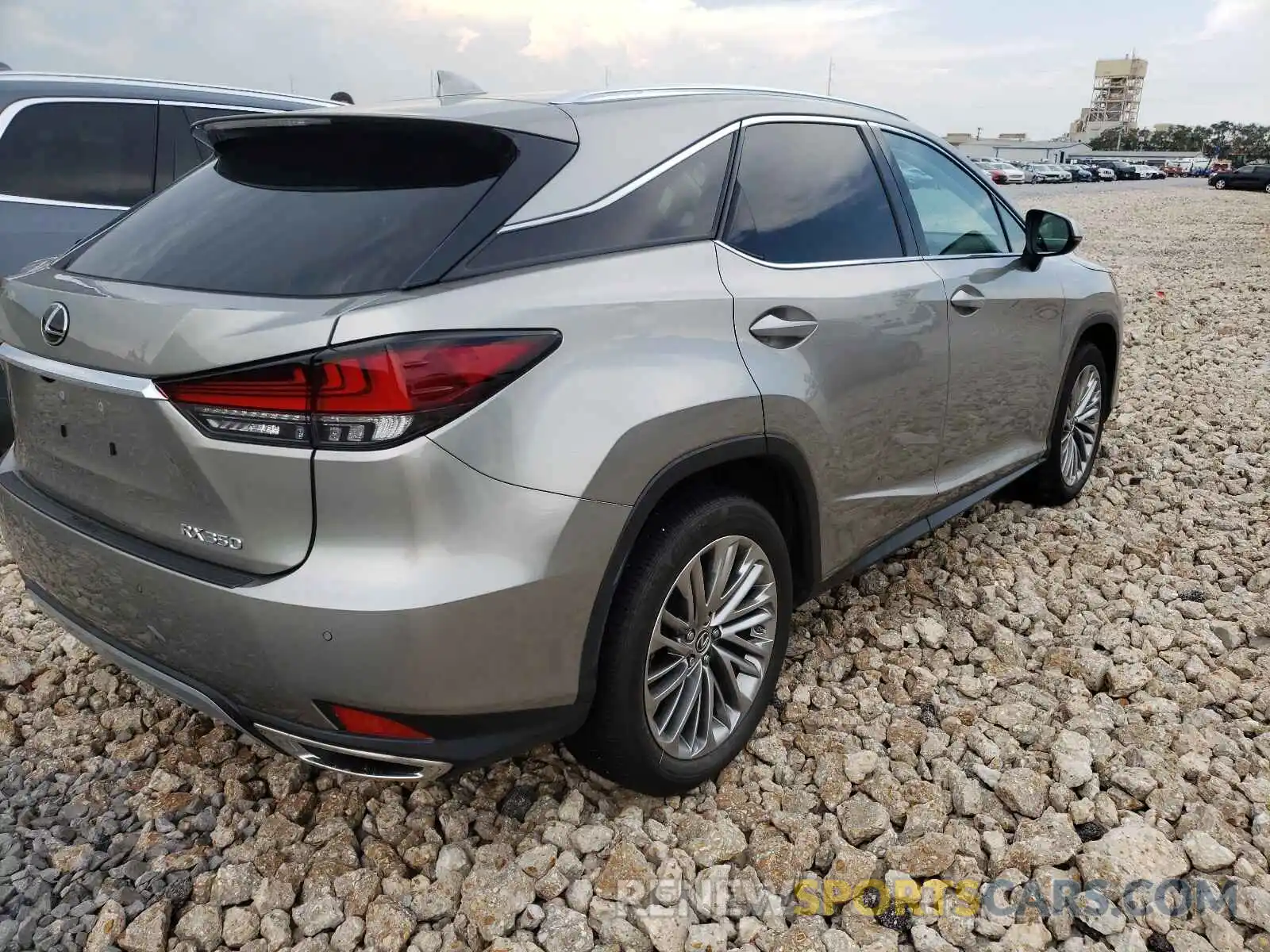 4 Фотография поврежденного автомобиля 2T2JZMAA0MC184372 LEXUS RX350 2021