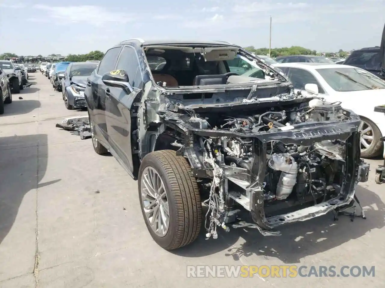 1 Фотография поврежденного автомобиля 2T2JZMAA3MC185466 LEXUS RX350 2021