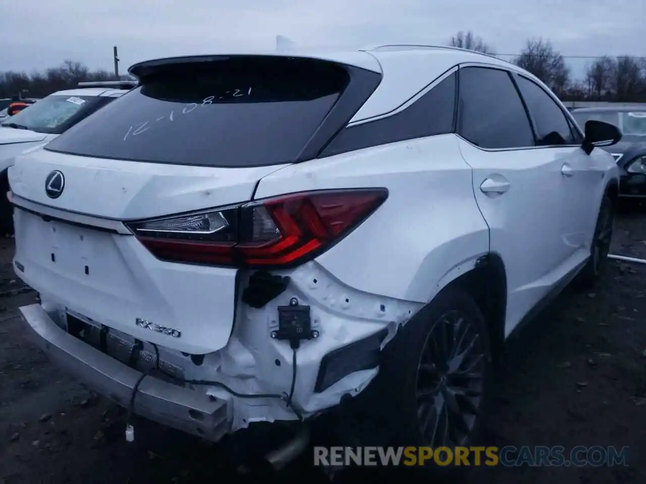 4 Photograph of a damaged car 2T2SZMDA4MC289593 LEXUS RX350 2021