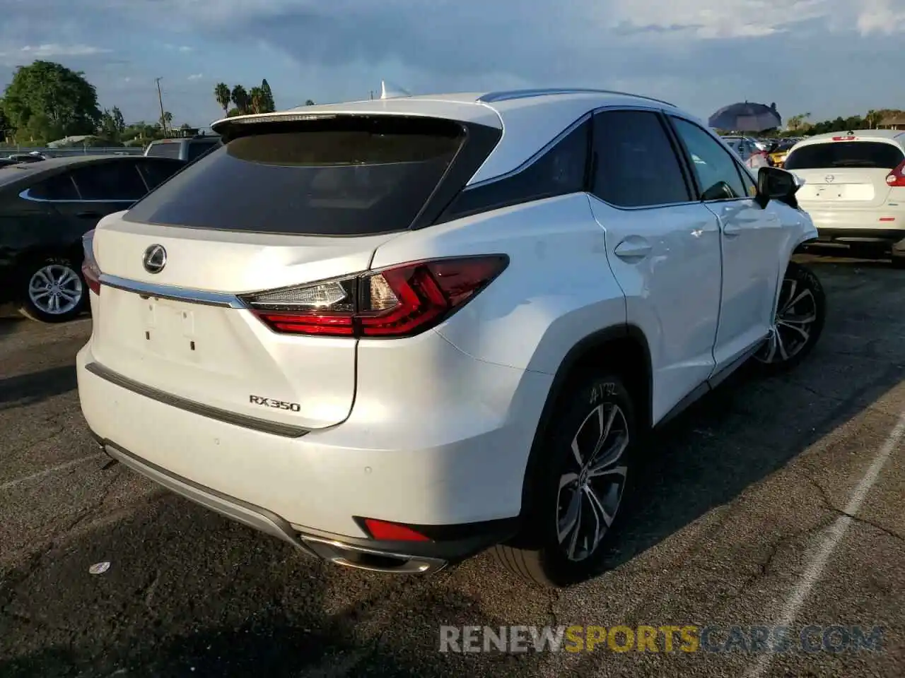 4 Photograph of a damaged car 2T2HZMAA2NC223012 LEXUS RX350 2022