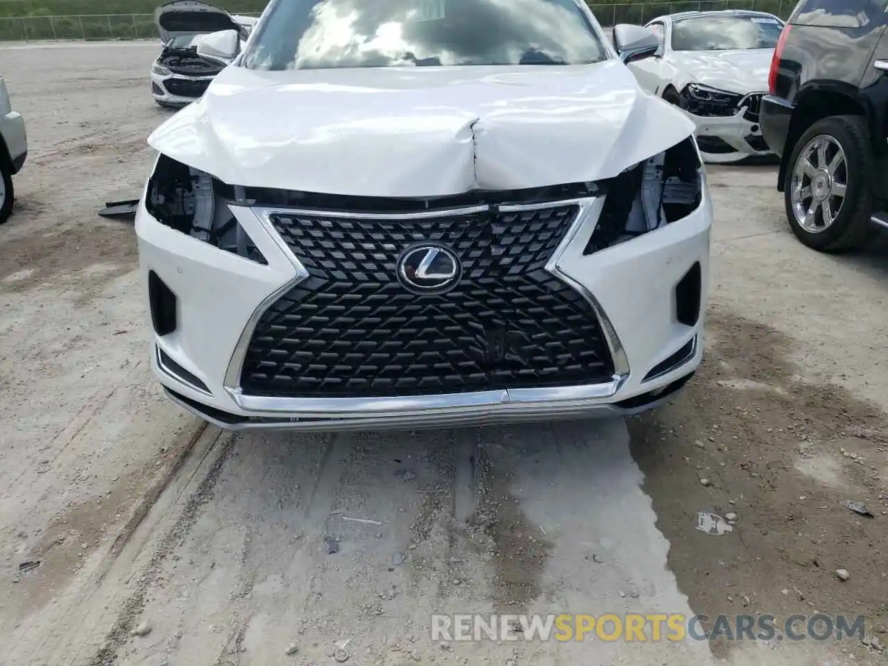 9 Photograph of a damaged car 2T2HZMAA7NC223734 LEXUS RX350 2022