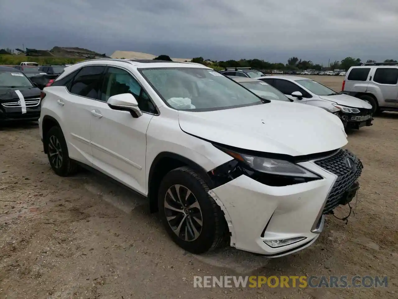 1 Photograph of a damaged car 2T2HZMDA1NC308984 LEXUS RX350 2022