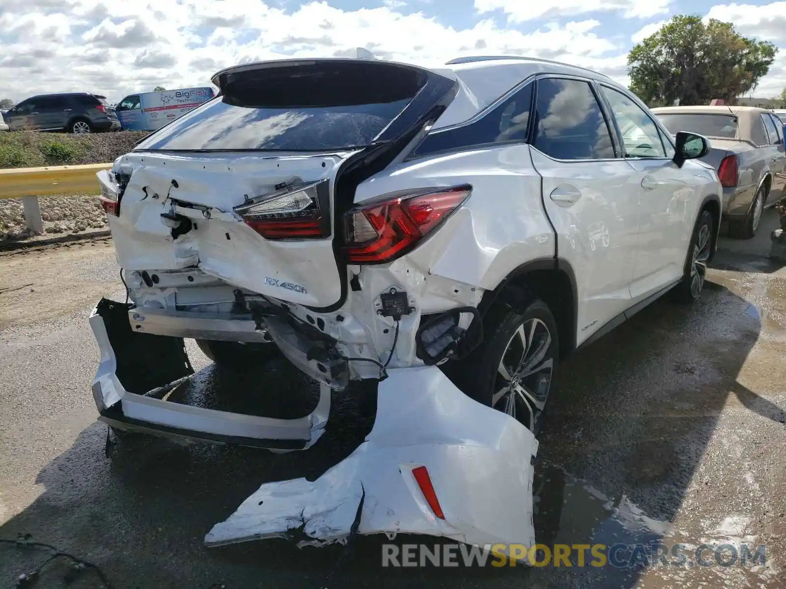 4 Photograph of a damaged car 2T2BGMCA0KC038610 LEXUS RX450 2019