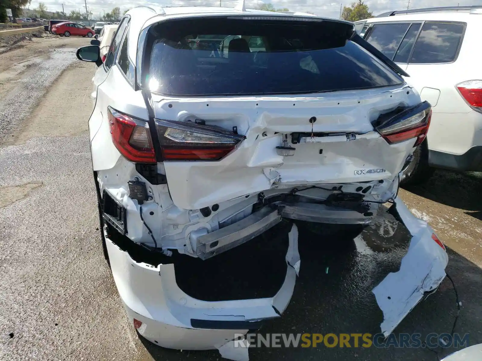 9 Фотография поврежденного автомобиля 2T2BGMCA0KC038610 LEXUS RX450 2019