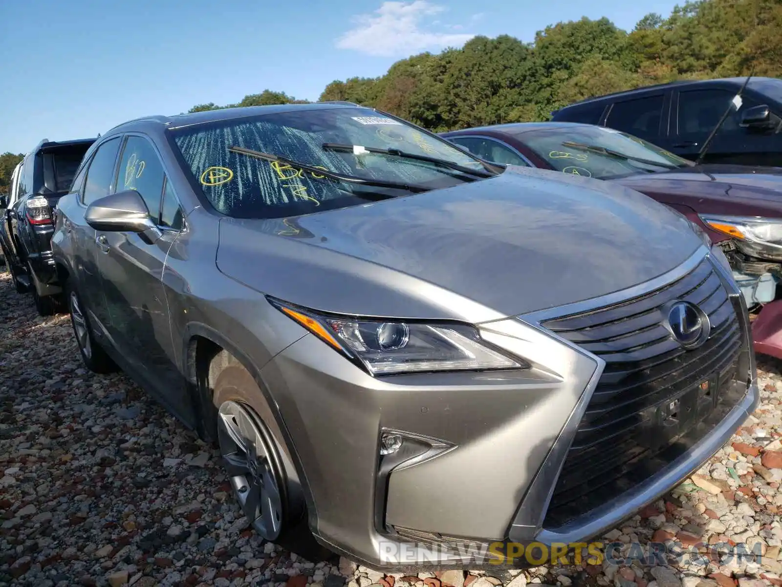 1 Photograph of a damaged car 2T2BGMCA3KC030436 LEXUS RX450 2019