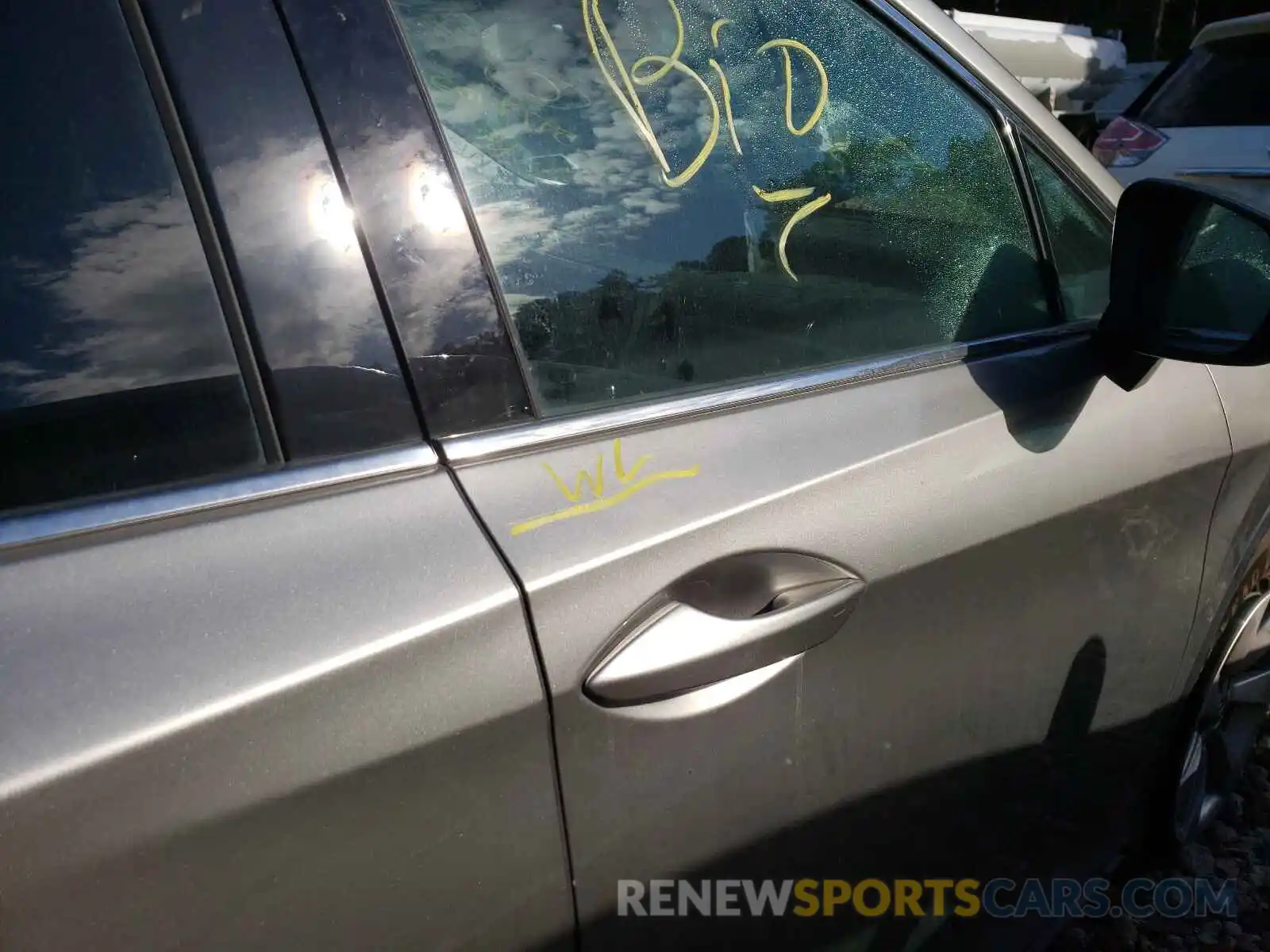 9 Photograph of a damaged car 2T2BGMCA3KC030436 LEXUS RX450 2019