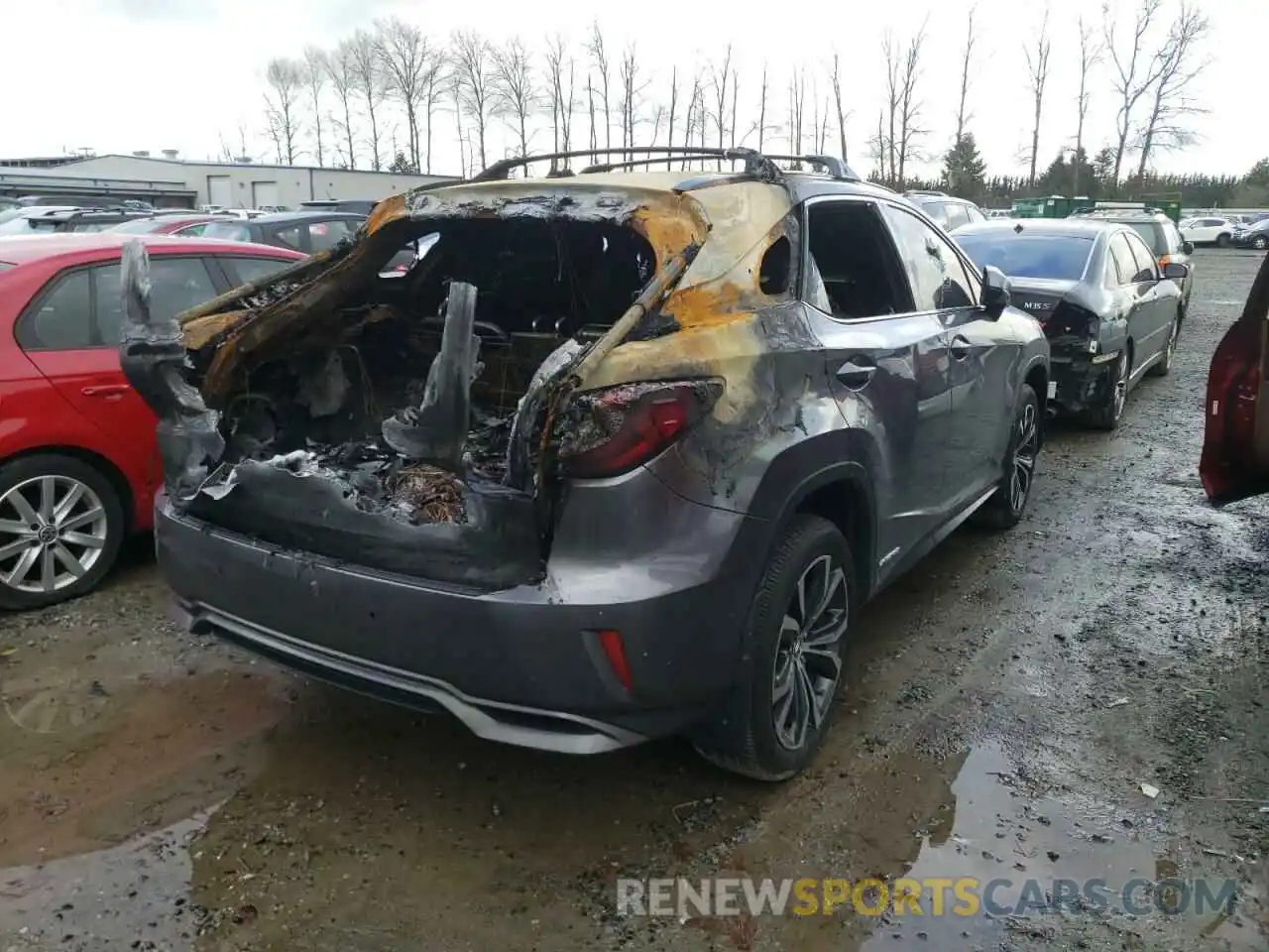 4 Photograph of a damaged car 2T2BGMCA5KC033726 LEXUS RX450 2019