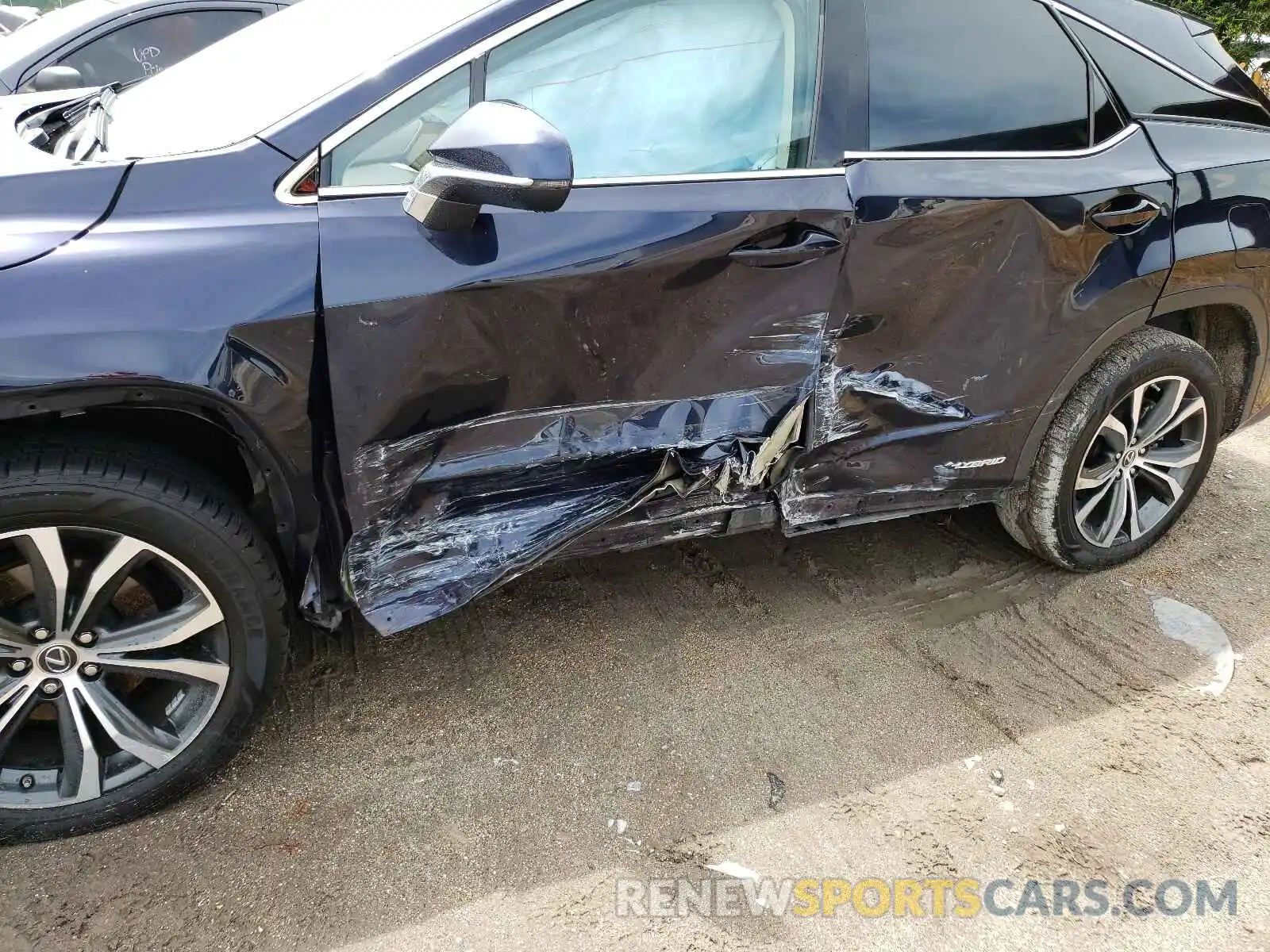 9 Photograph of a damaged car 2T2BGMCA5KC043107 LEXUS RX450 2019