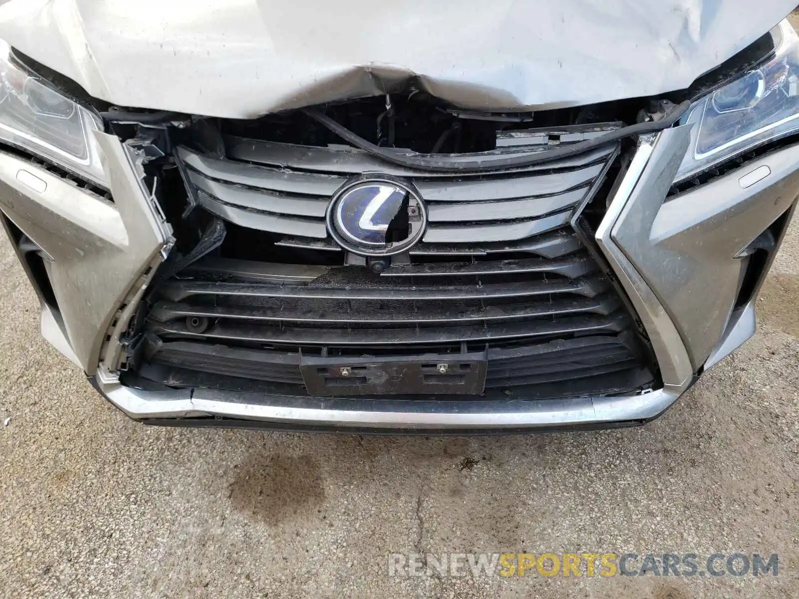 9 Photograph of a damaged car 2T2BGMCA6KC038322 LEXUS RX450 2019