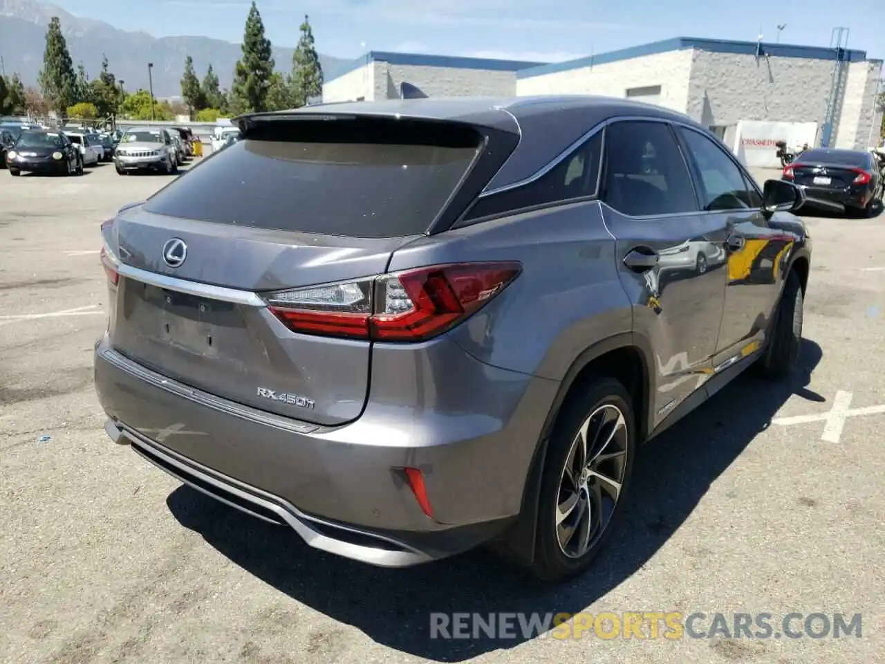 4 Photograph of a damaged car 2T2BGMCA7KC039835 LEXUS RX450 2019