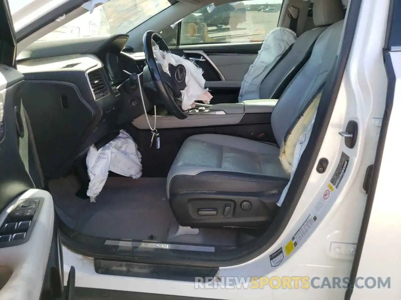 5 Photograph of a damaged car 2T2BGMCA9KC030568 LEXUS RX450 2019