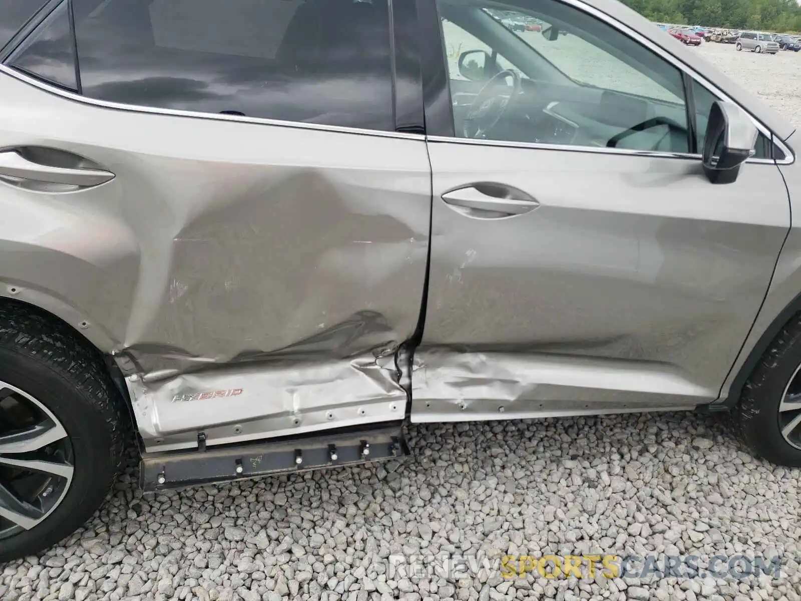 9 Photograph of a damaged car 2T2BGMCAXKC039778 LEXUS RX450 2019