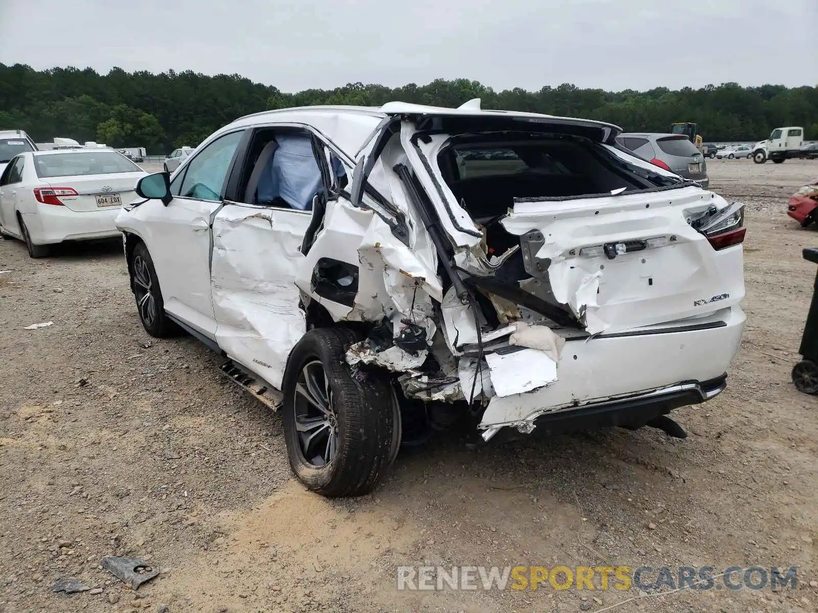 3 Photograph of a damaged car 2T2HGMDAXLC047678 LEXUS RX450 2020