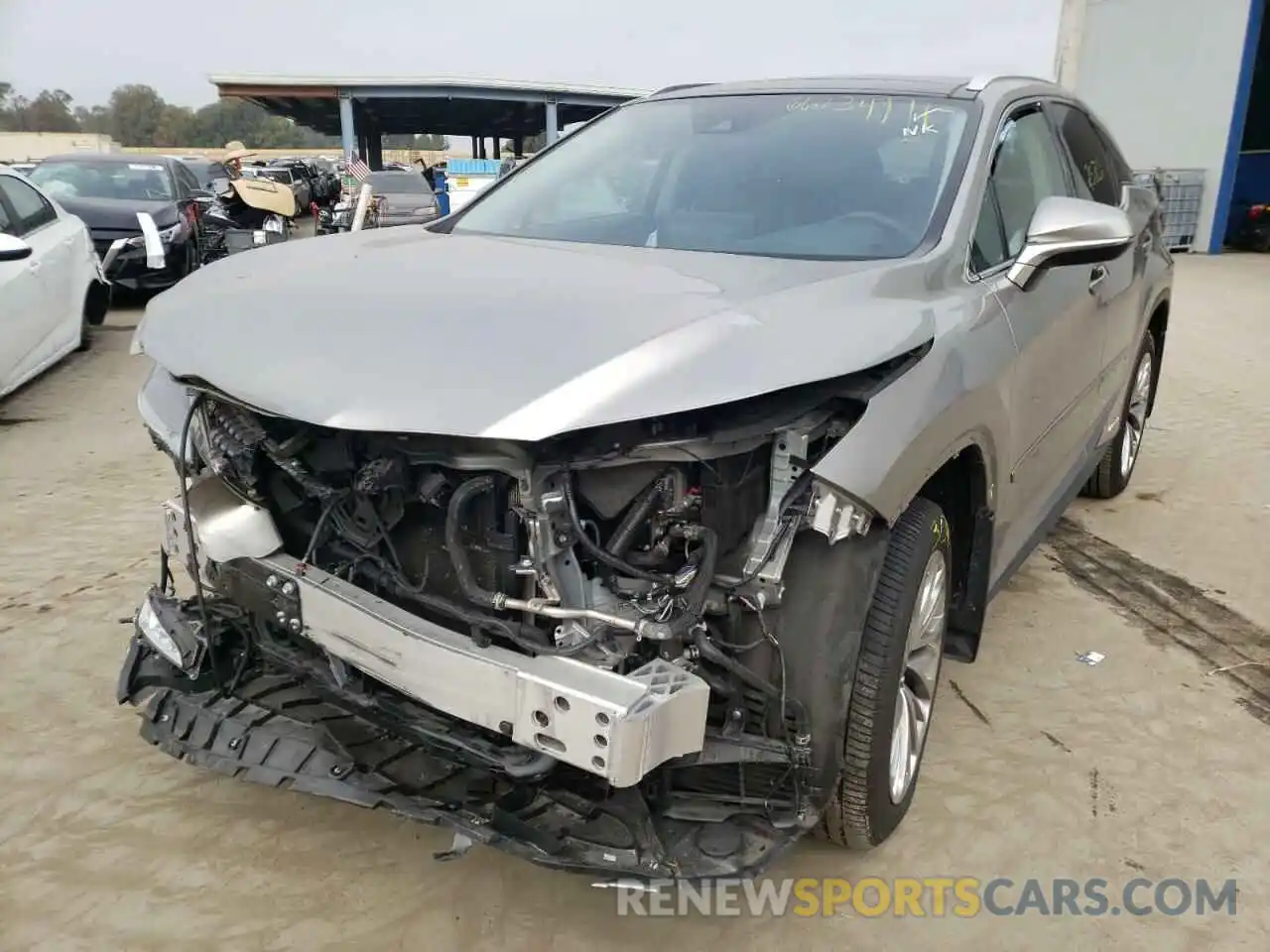 2 Фотография поврежденного автомобиля 2T2JGMDA3LC049497 LEXUS RX450 2020