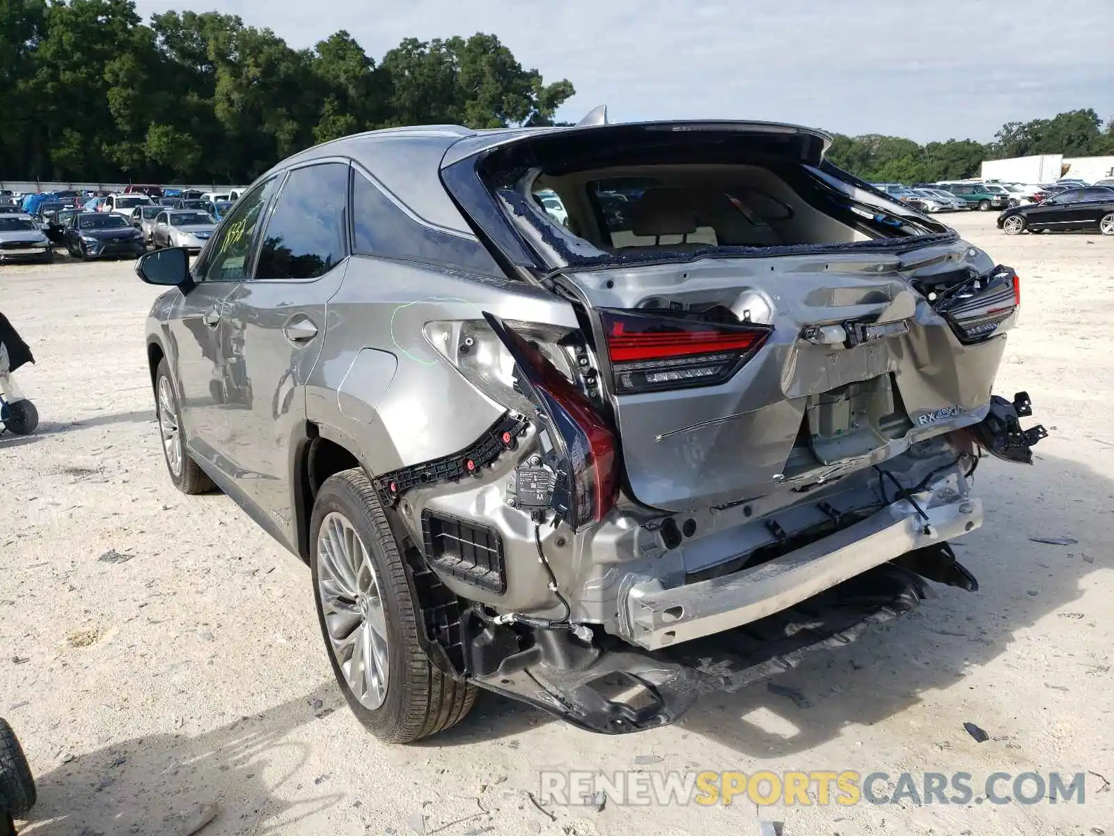 3 Photograph of a damaged car 2T2JGMDA4LC052618 LEXUS RX450 2020