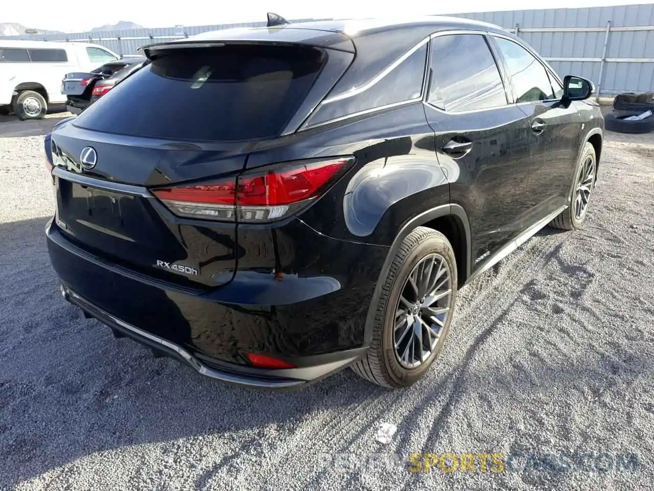 4 Фотография поврежденного автомобиля 2T2YGMDA9LC043699 LEXUS RX450 2020