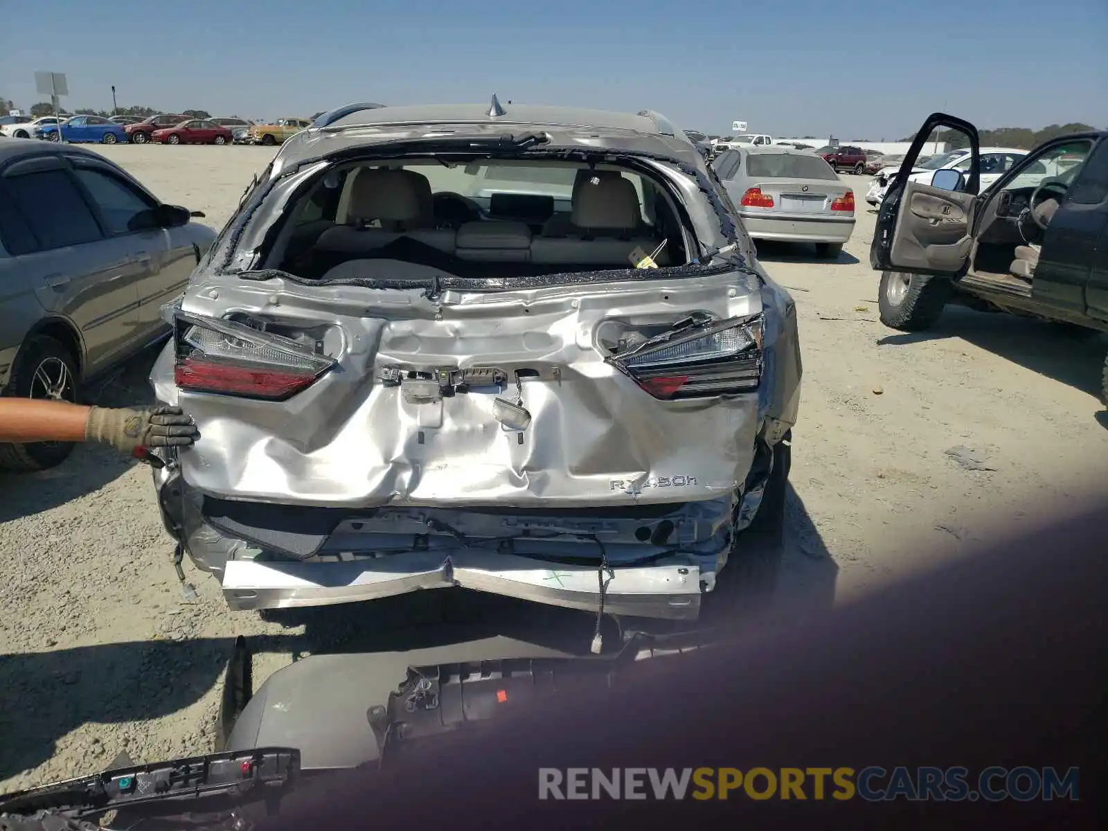 9 Photograph of a damaged car 2T2HGMDA9MC057992 LEXUS RX450 2021