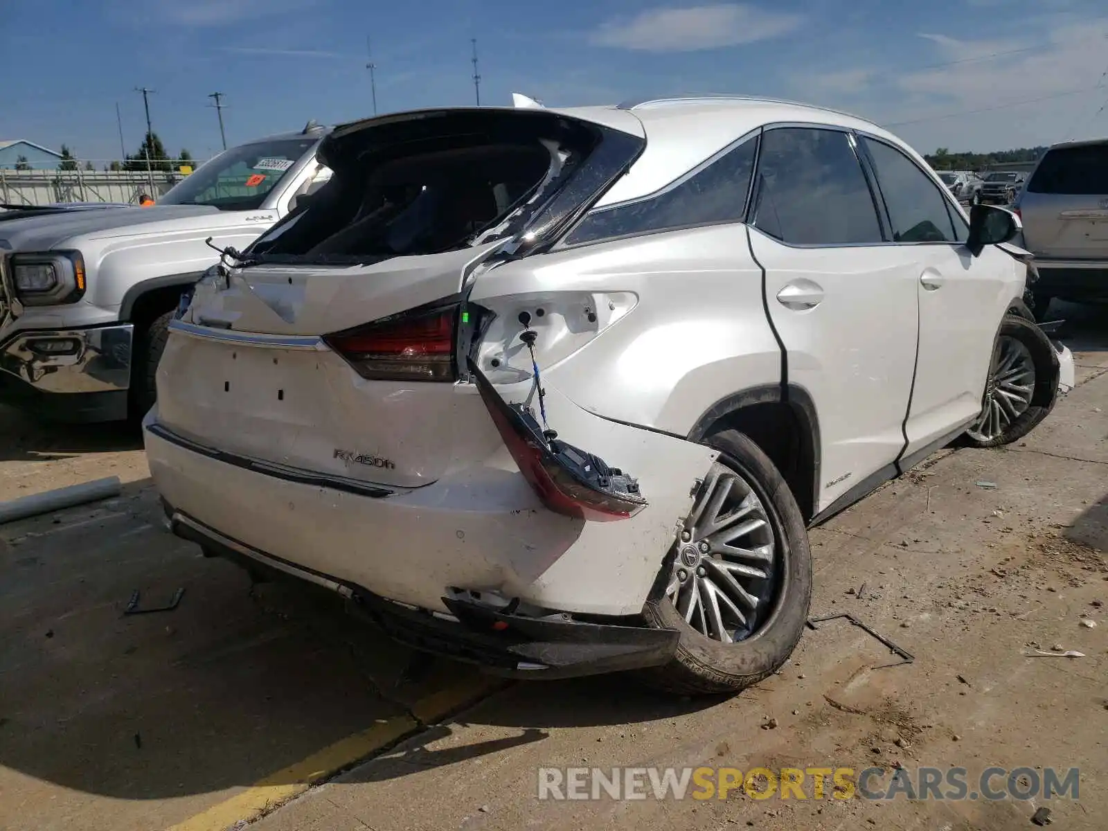 4 Photograph of a damaged car 2T2JGMDA3MC070139 LEXUS RX450 2021