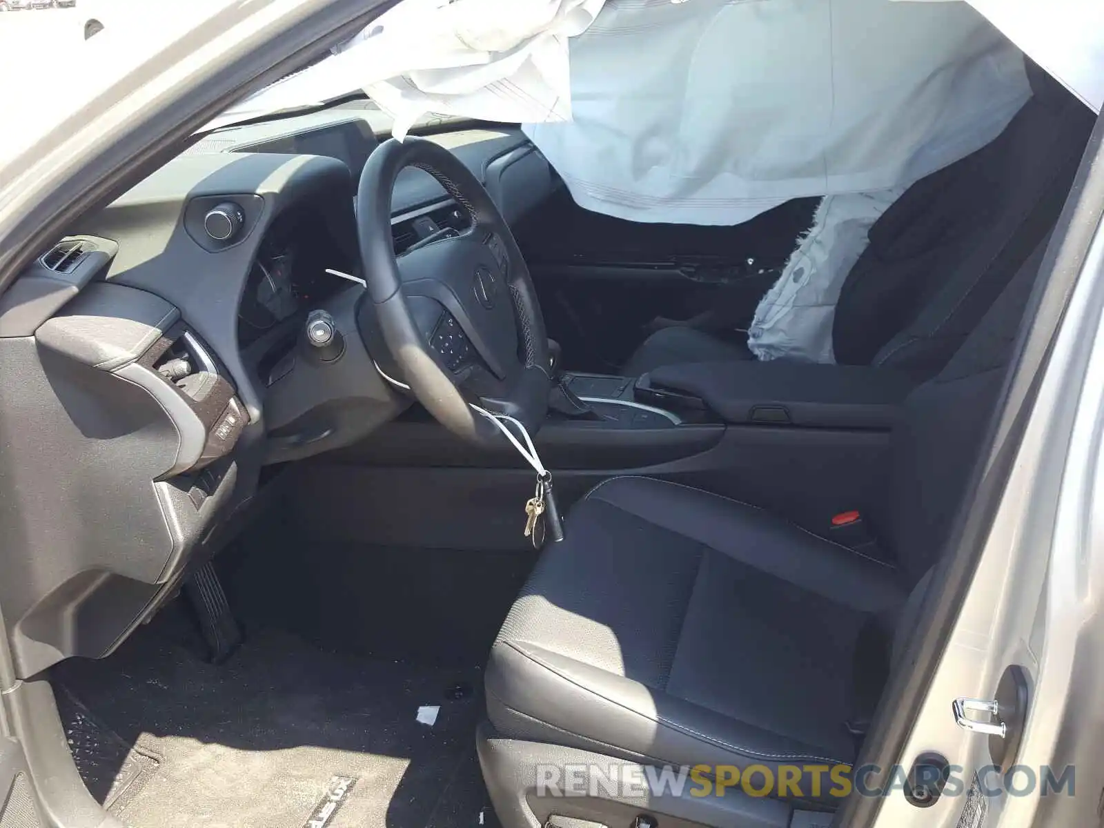 5 Photograph of a damaged car JTHY3JBH0K2000623 LEXUS UX 200 2019