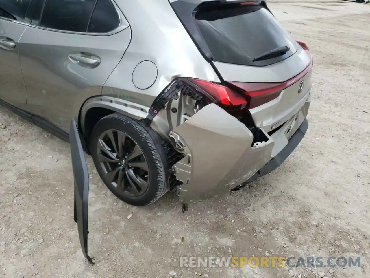 9 Photograph of a damaged car JTHY3JBH0K2006275 LEXUS UX 200 2019