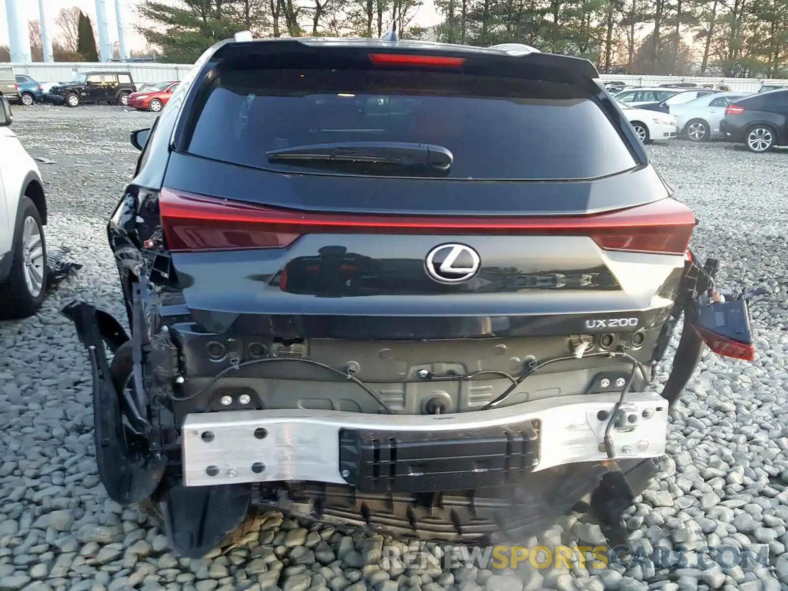 9 Фотография поврежденного автомобиля JTHY3JBH0K2009208 LEXUS UX 200 2019