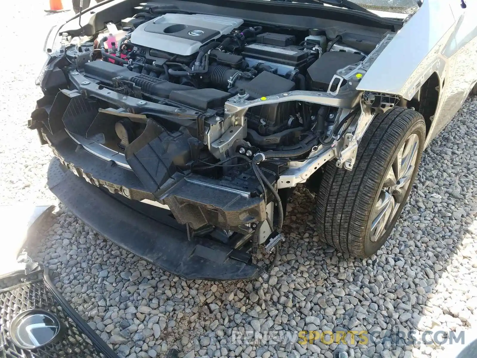 9 Photograph of a damaged car JTHY3JBH1K2002011 LEXUS UX 200 2019