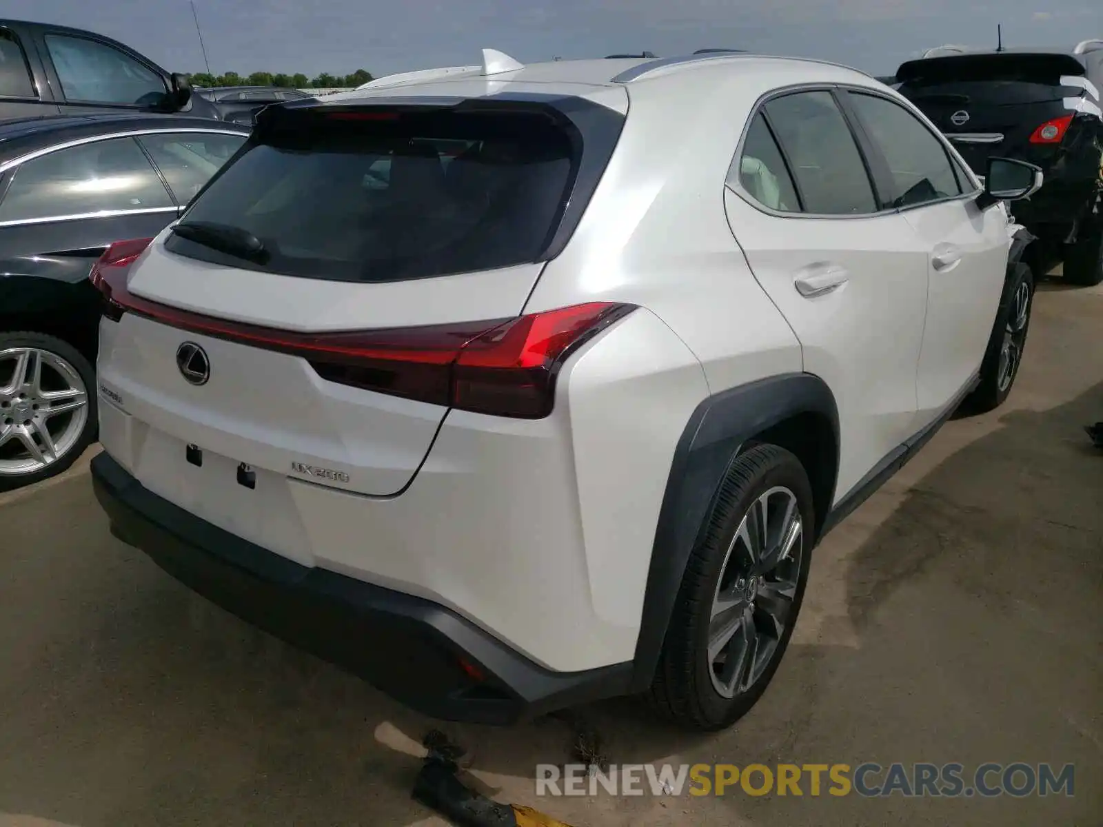 4 Фотография поврежденного автомобиля JTHY3JBH2K2009825 LEXUS UX 200 2019