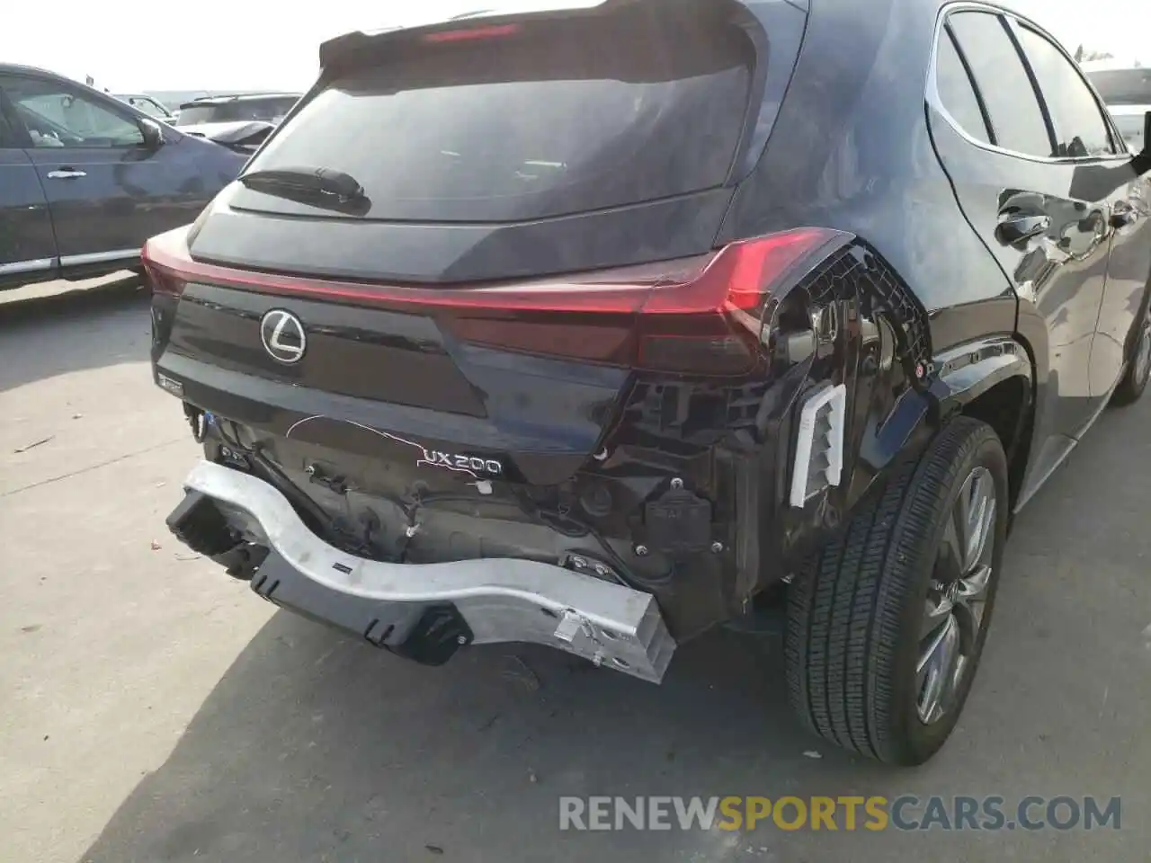 9 Photograph of a damaged car JTHY3JBH3K2000308 LEXUS UX 200 2019