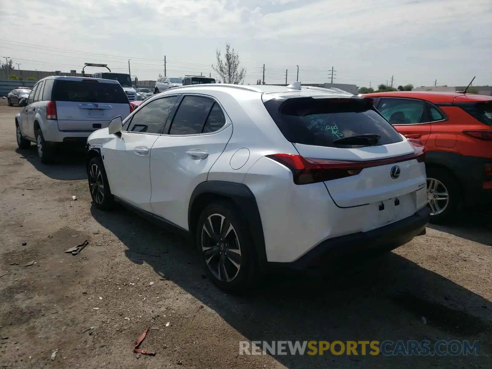 3 Фотография поврежденного автомобиля JTHY3JBH3K2001491 LEXUS UX 200 2019