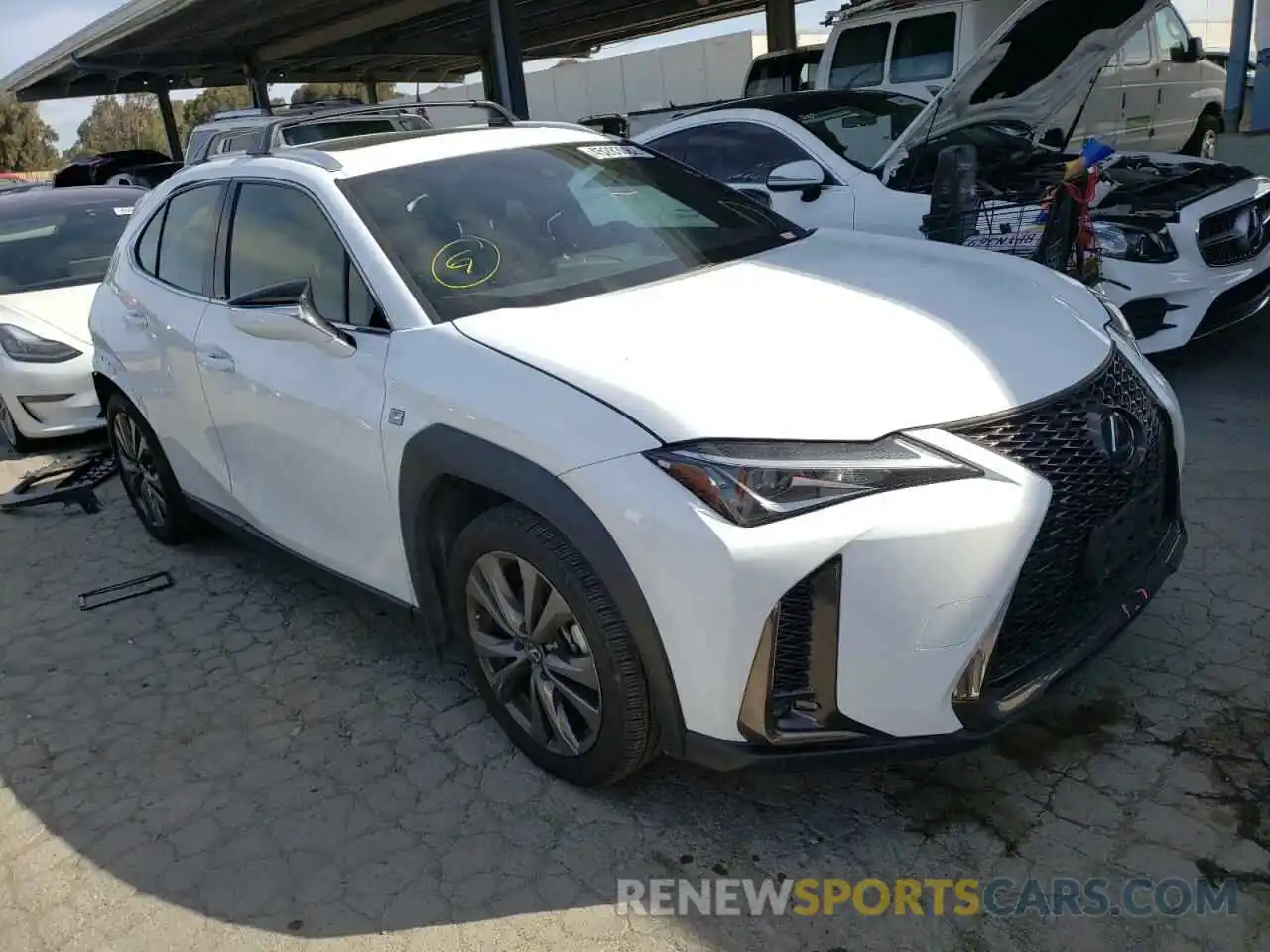 1 Фотография поврежденного автомобиля JTHY3JBH3K2002463 LEXUS UX 200 2019