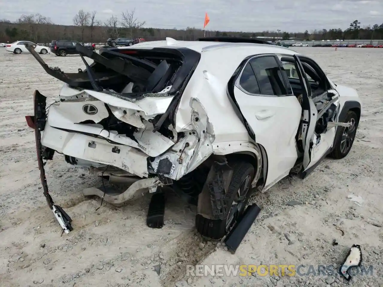 4 Photograph of a damaged car JTHY3JBH3K2004181 LEXUS UX 200 2019