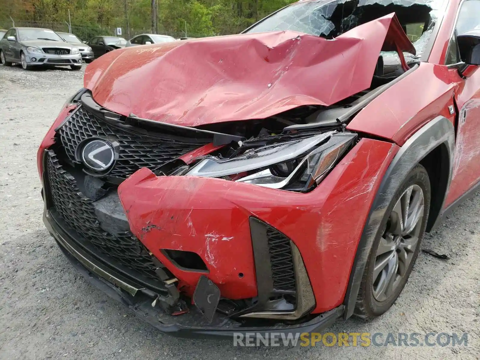 9 Photograph of a damaged car JTHY3JBH4K2003539 LEXUS UX 200 2019